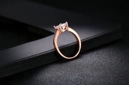 image-Rose gold and zircon ring