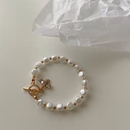image-Classic Fashion Natural Stone Pearl Pendant Bracelet For Woman Exquisite New Lucky Cuff Bracelet Anniversary Gift Luxury Jewelry