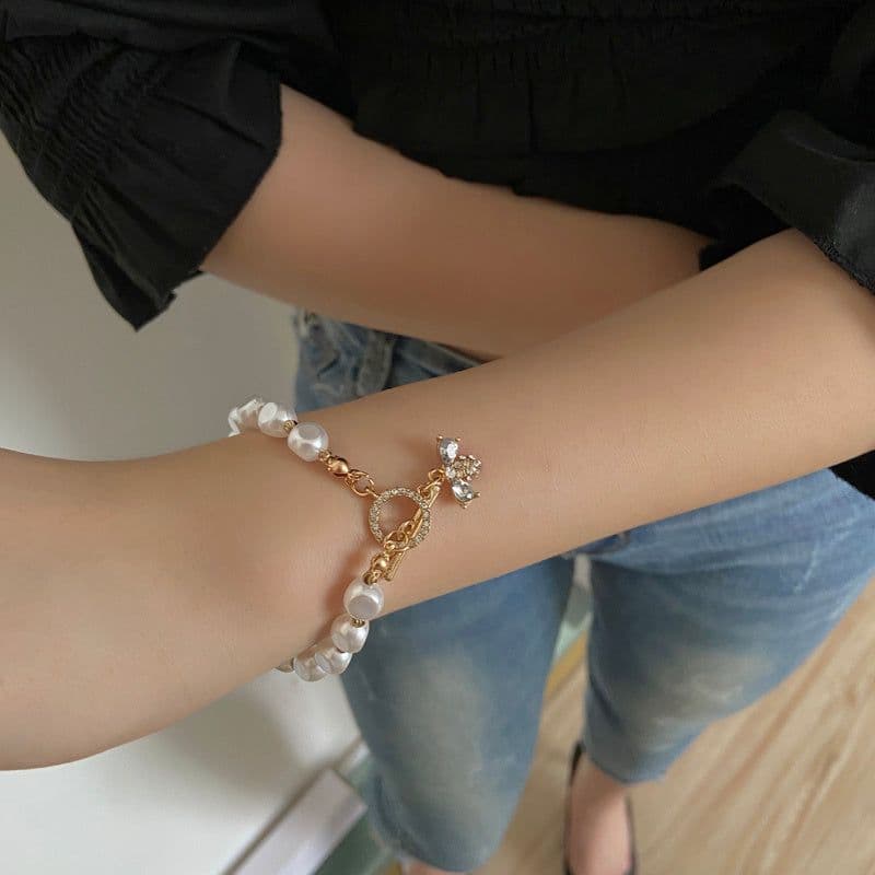 image-Classic Fashion Natural Stone Pearl Pendant Bracelet For Woman Exquisite New Lucky Cuff Bracelet Anniversary Gift Luxury Jewelry