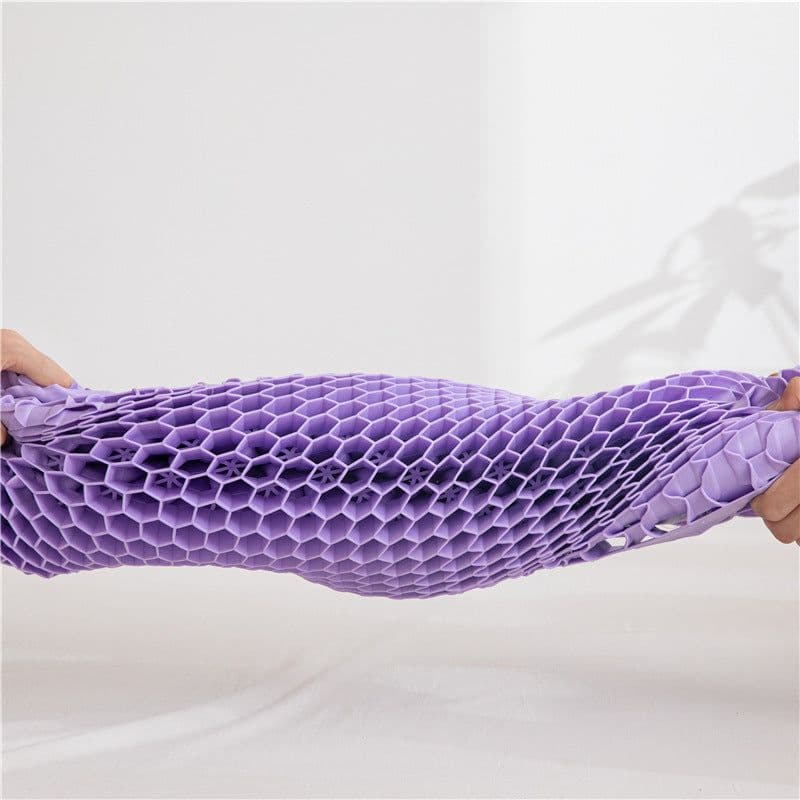 image-Neck Message Bed Pillow 3D TPE Honeycomb Orthopedic Shoulder Pain Protection Cervical With Cover No Pressure Cooling Sleep