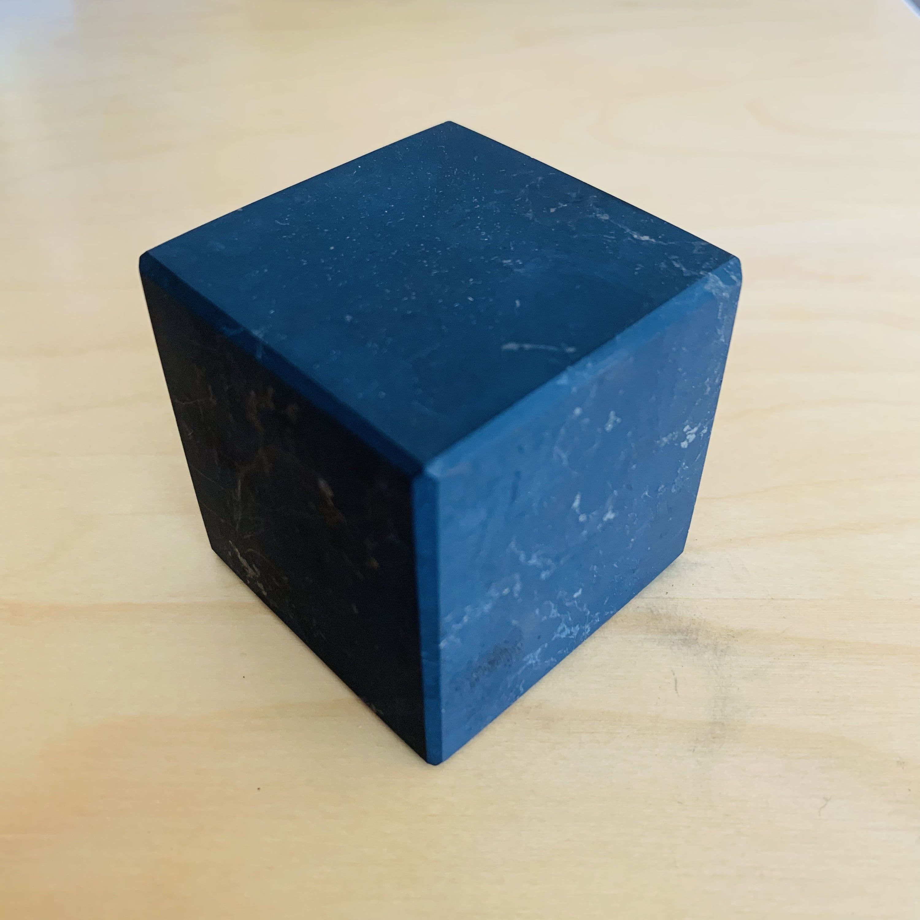 image-Cube "Purification des Énergies" en Shungite polie