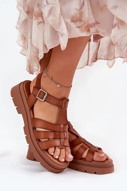 image-Sandals Step in style