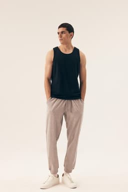 image-Singlet Henderson