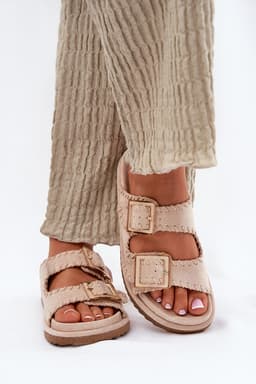 image-Flip-flops Step in style