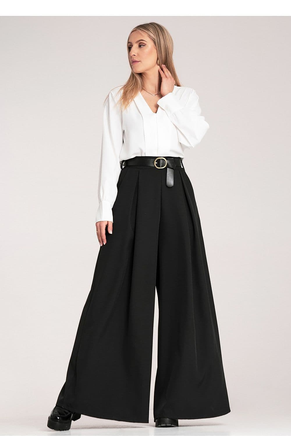 image-Women trousers Figl