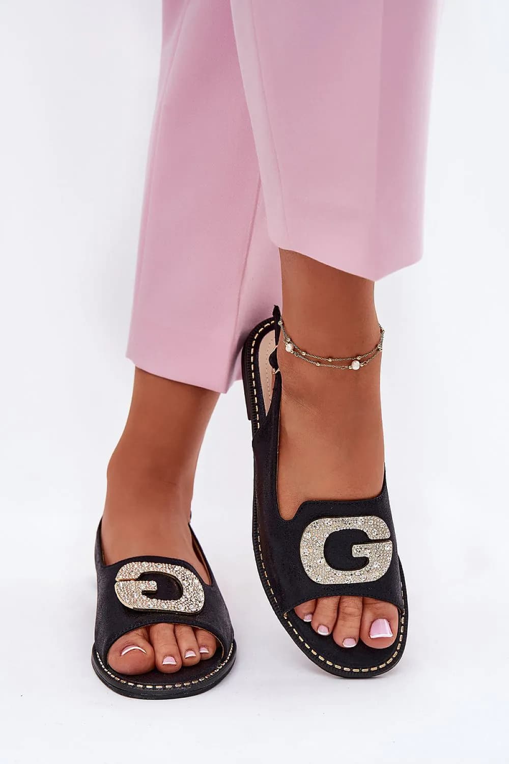 image-Sandals Step in style