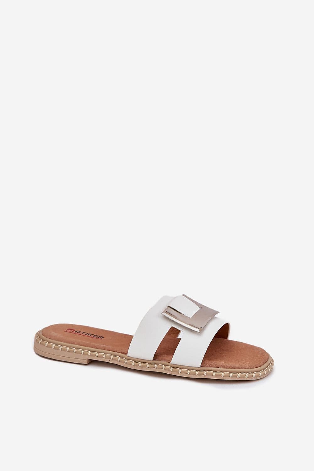 image-Flip-flops Step in style