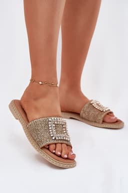 image-Flip-flops Step in style