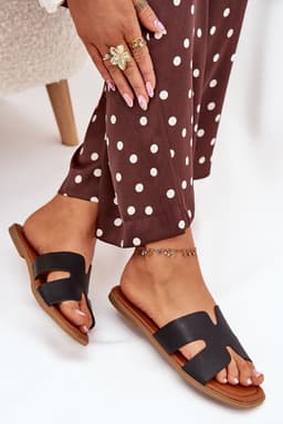 image-Flip-flops Step in style