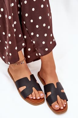 image-Flip-flops Step in style