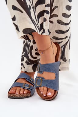 image-Flip-flops Step in style