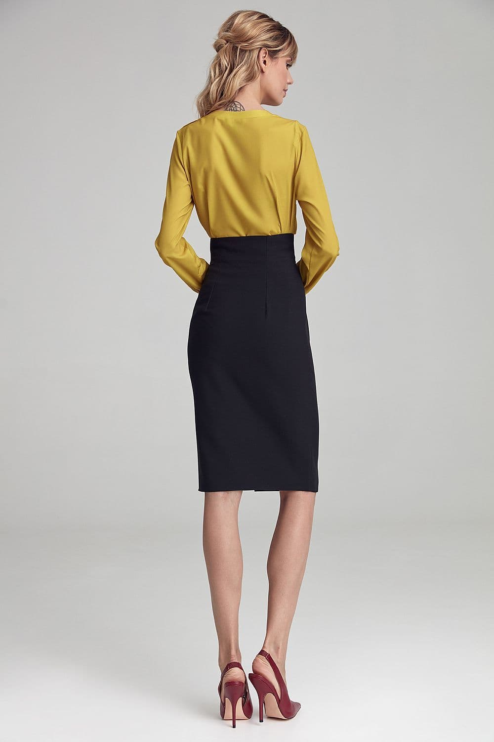 image-Skirt Nife