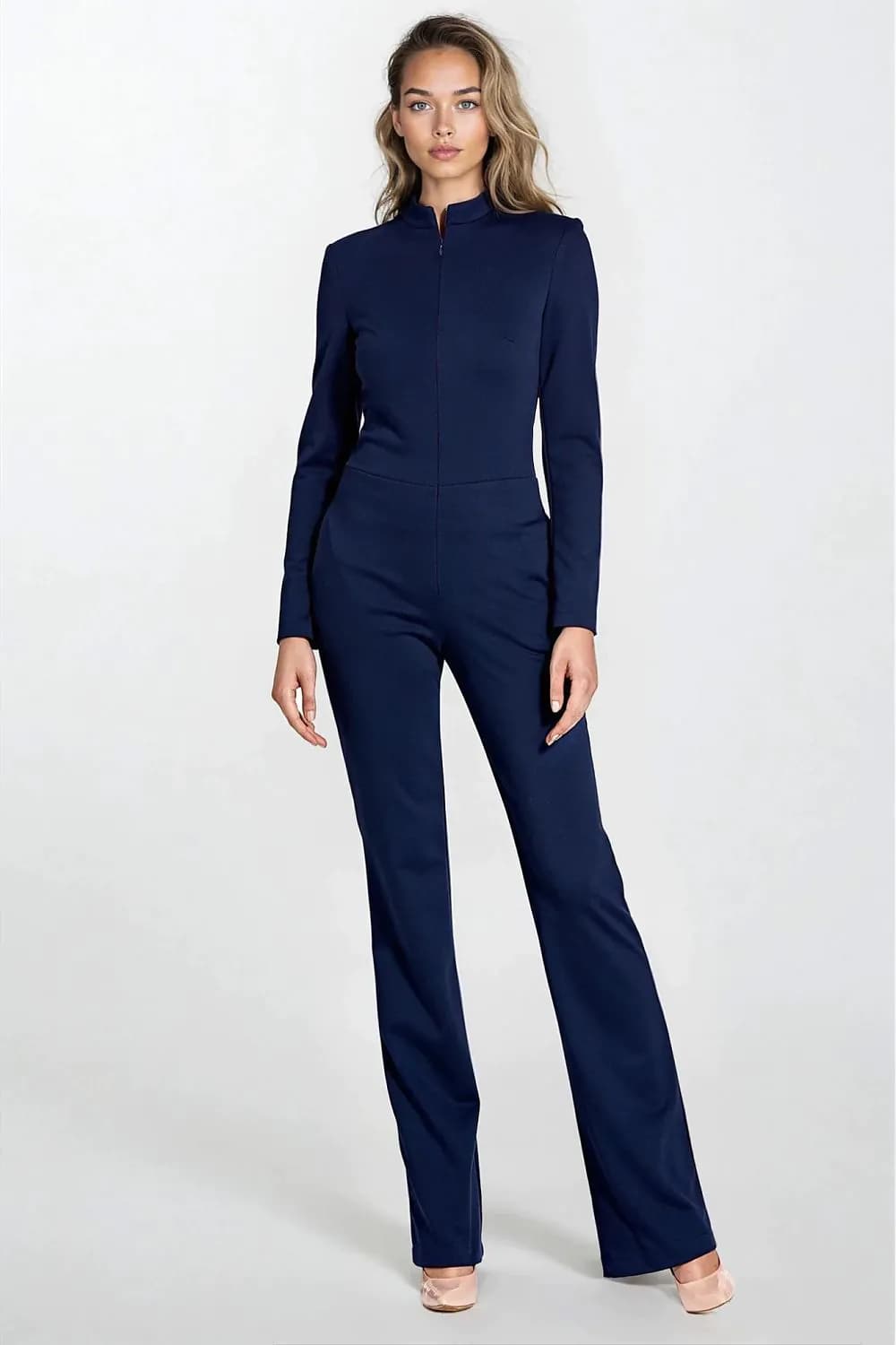 image-Suit Nife