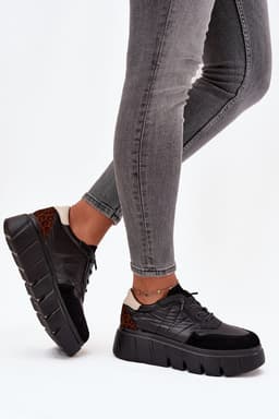 image-Sport Shoes Step in style