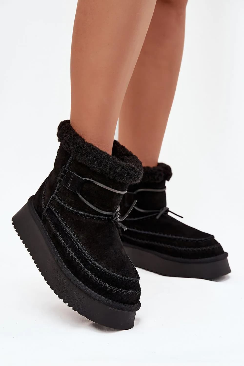 image-Snow boots Step in style