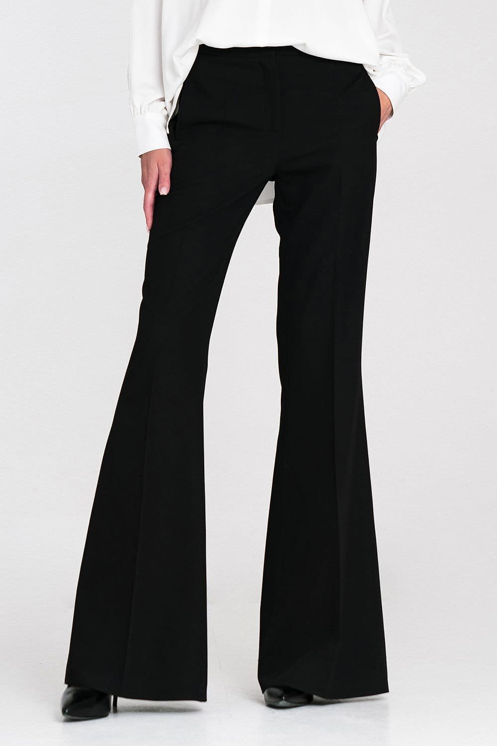 image-Women trousers Nife