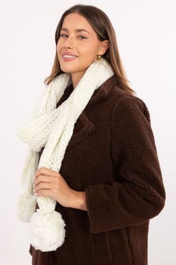 image-Shawl AT