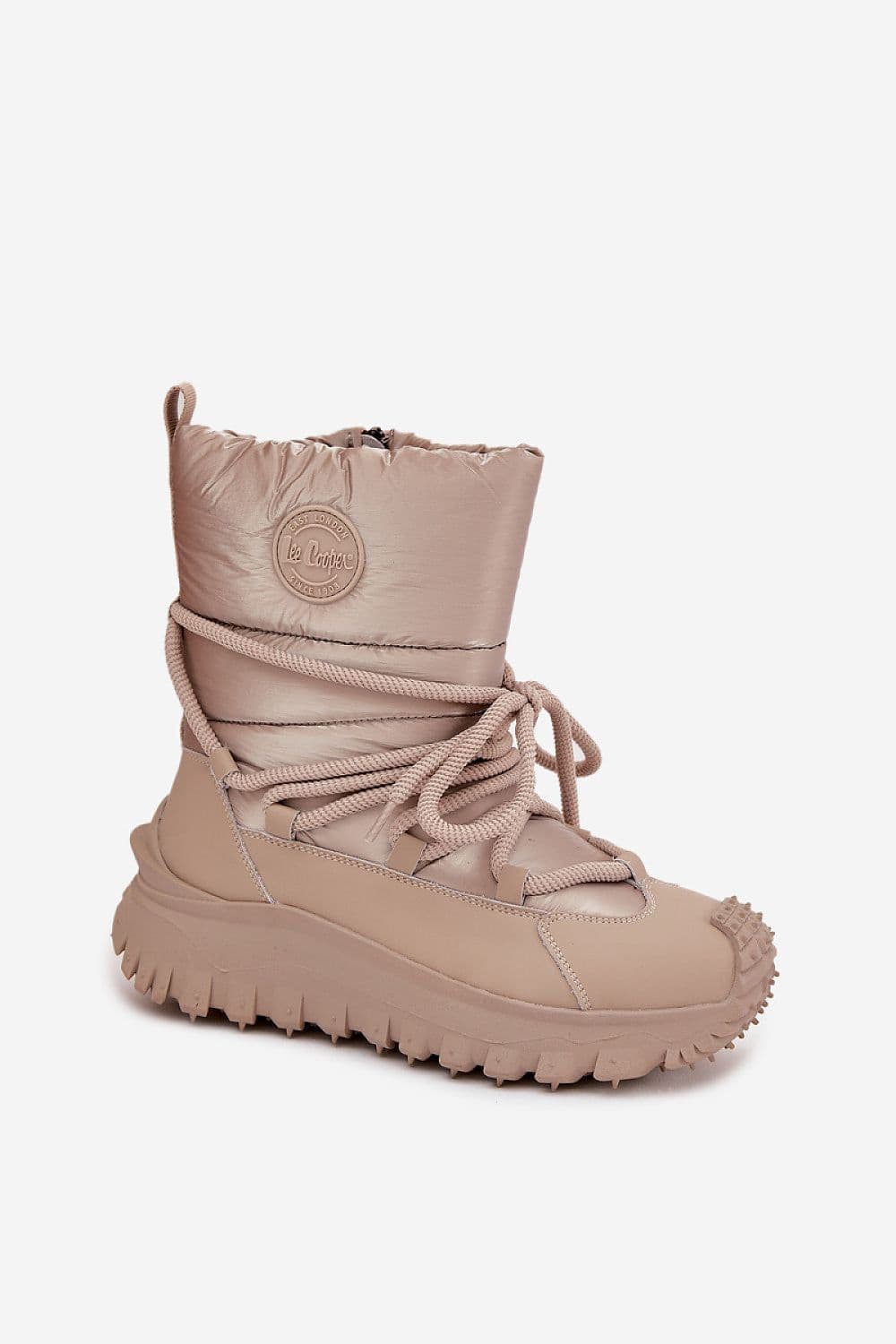 image-Snow boots Step in style