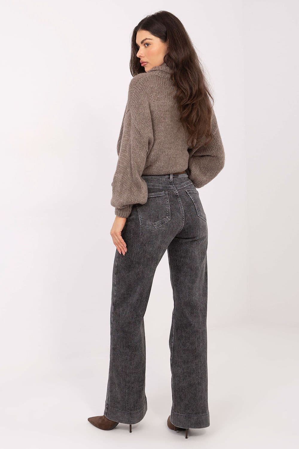 image-Jeans Factory Price