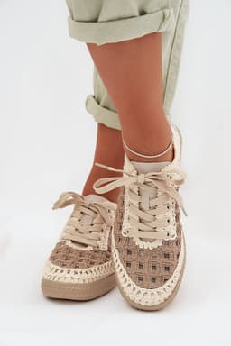 image-Half shoes Step in style