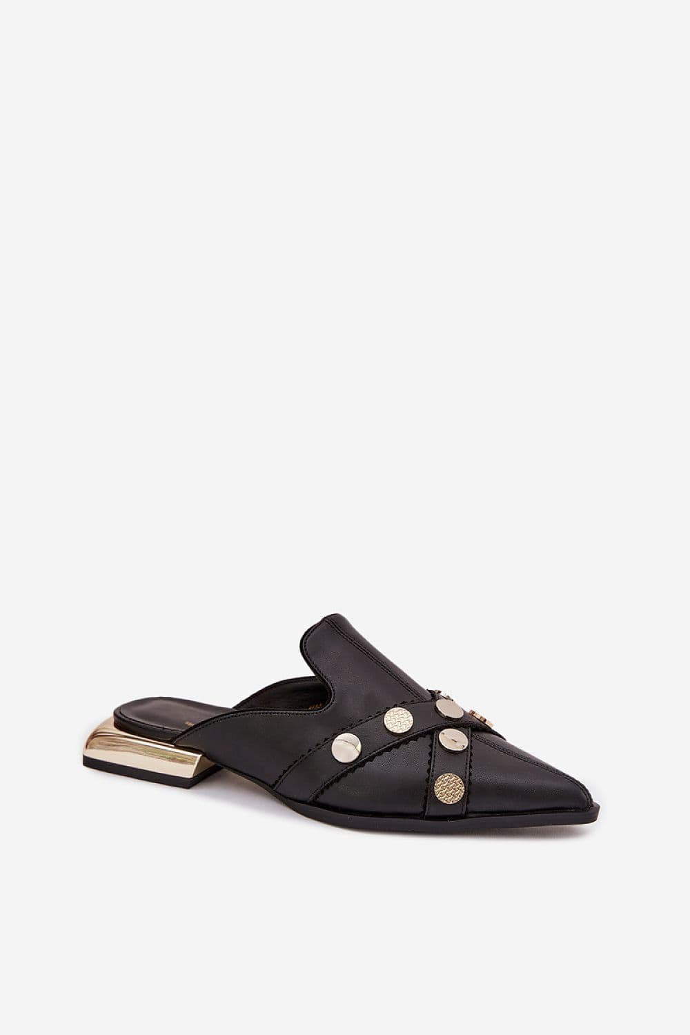 image-Flip-flops Step in style