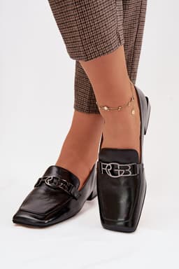 image-Flip-flops Step in style