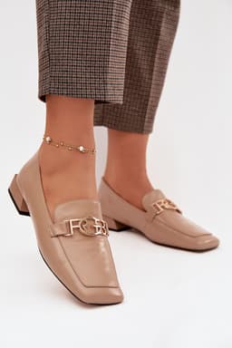image-Flip-flops Step in style
