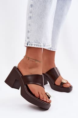image-Heeled sandals Step in style