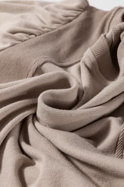 image-Goat Half Lantern Sleeve Solid Pullover Top