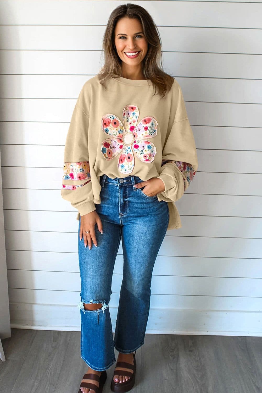image-Pale Khaki Floral Applique Baggy Pullover Sweatshirt