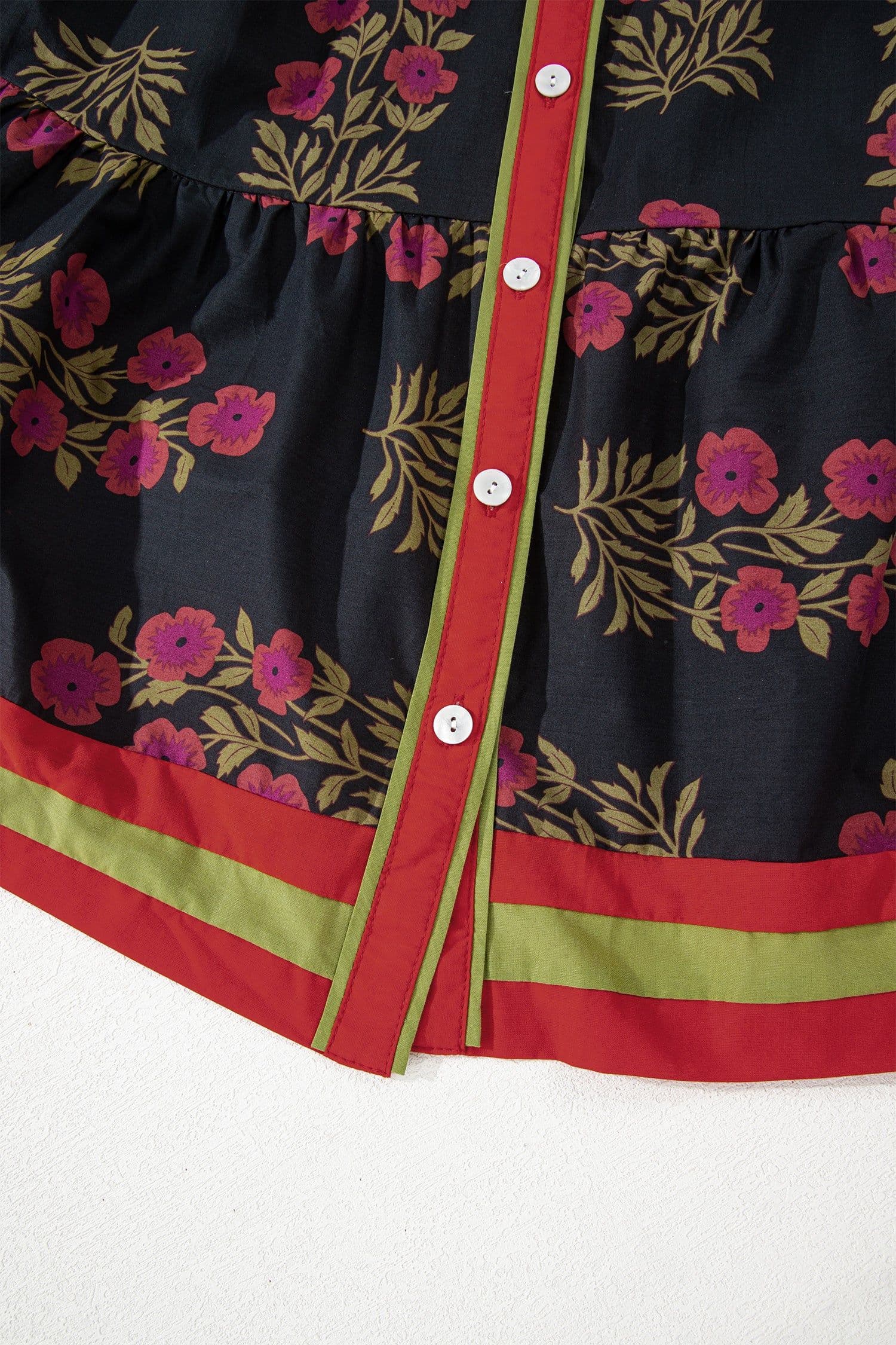 image-Black Retro Floral Print Button Down Belted Short Puff Sleeve Mini Dress