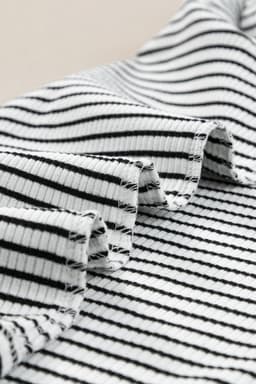 image-White Striped Print Ribbed Knit Sleeveless Top