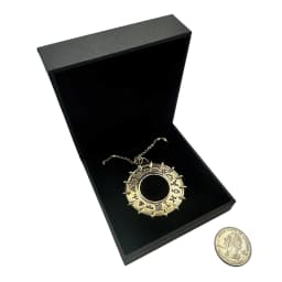 image-Dungeons & Dragons Jewelry - Amulet of the Planes