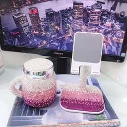 image-Diamond Gradient Color Cup Intelligent Temperature Measurement Number Display Water Cup