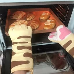 image-Microwave Long Cotton Gloves Cute Cat Paws Oven Insulation Gloves Heat Resistant Non-Slip Single Glove Kitchen Baking Supplies