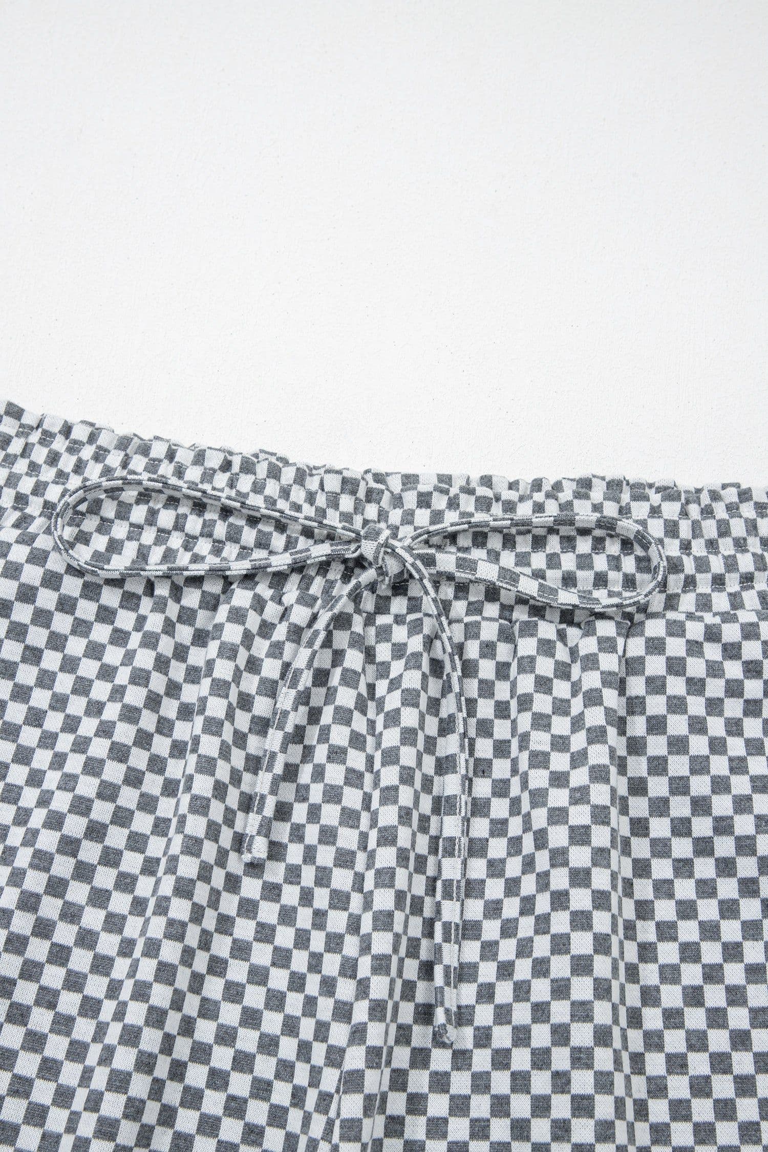 image-Gray Checkerboard Print Drawstring Elastic Waist Pocketed Shorts