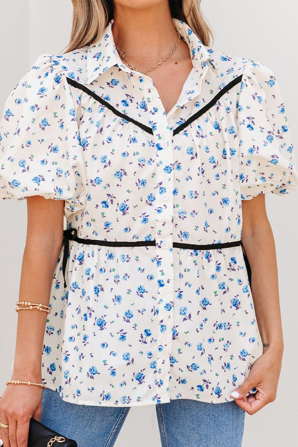image-White Contrast Trim Floral Puff Short Sleeve Shirt