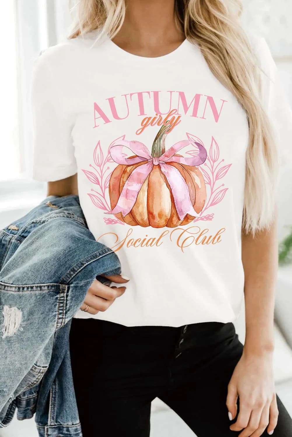 image-Women's Thanksgiving T-Shirt - White Pumpkin Bowknot Graphic