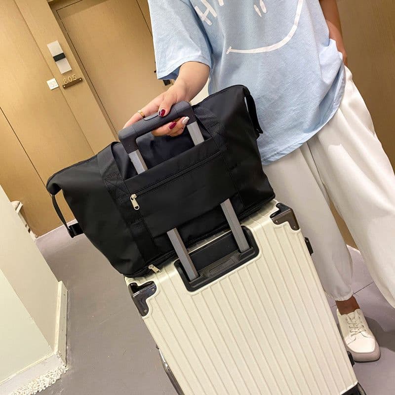image-Foldable Storage Travel Bag Waterproof Large Capacity Gym Fitness Bag Weekender Overnight For Women