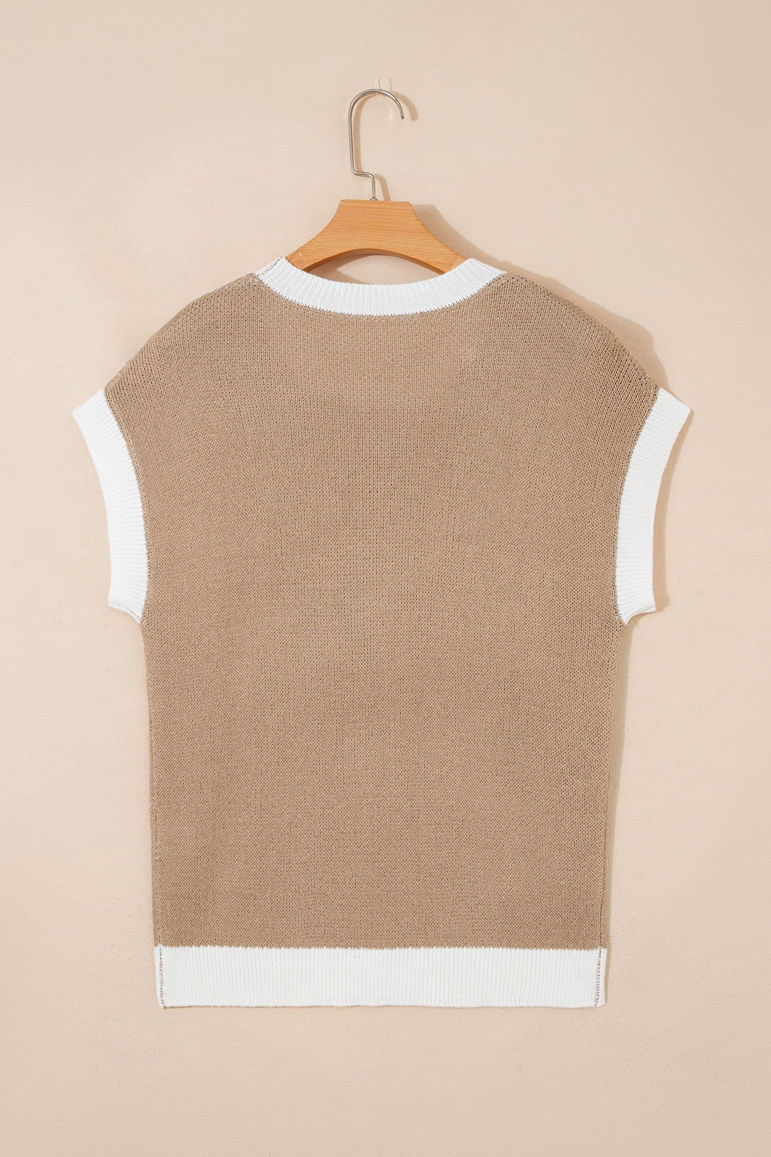 image-Goat Horse Shoe Pattern Contrast Trim Short Sleeve Sweater