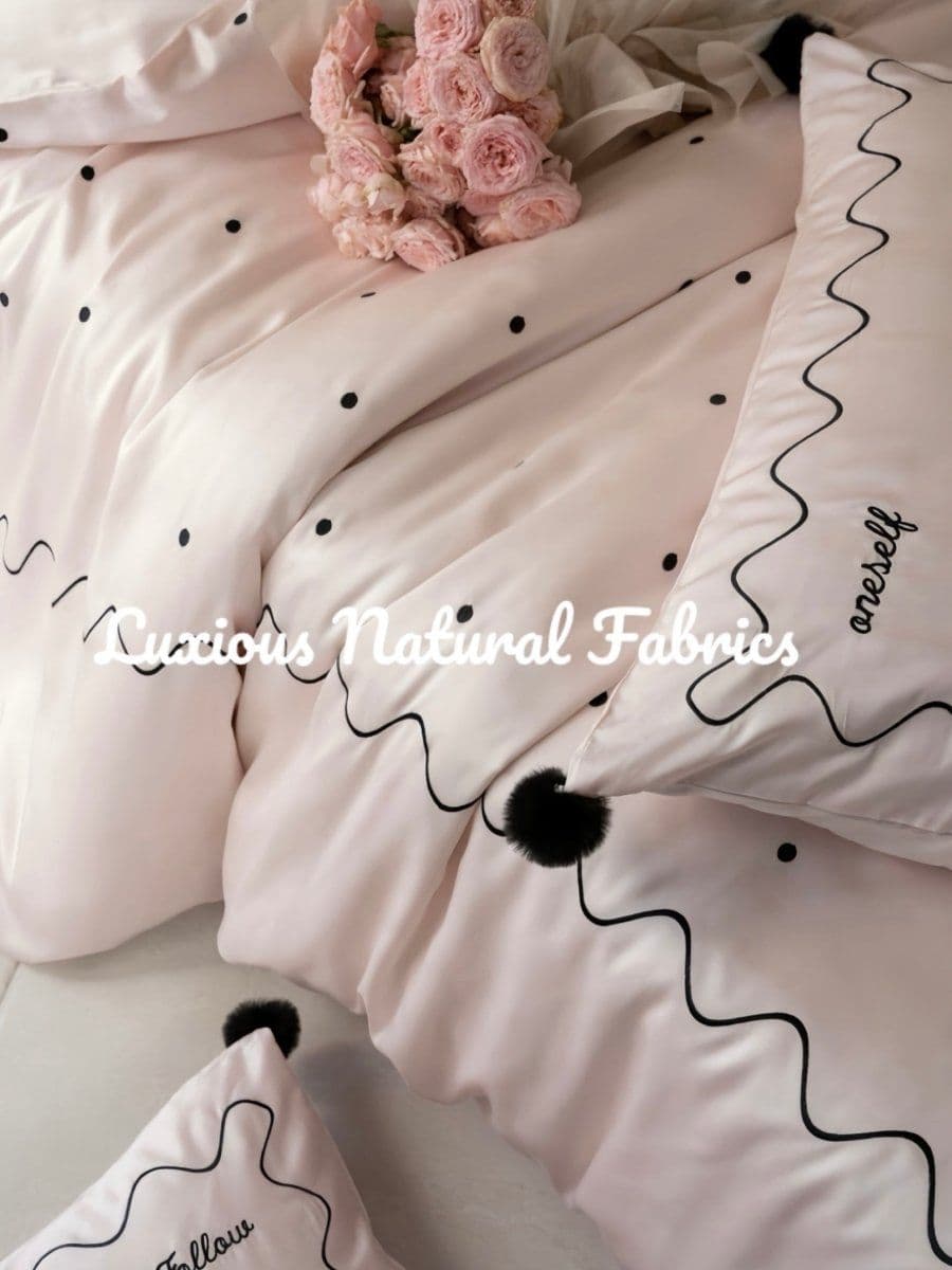 image-Elegant Retro Polka Dot Silky Tencel Lyocell Queen Size Duvet Cover