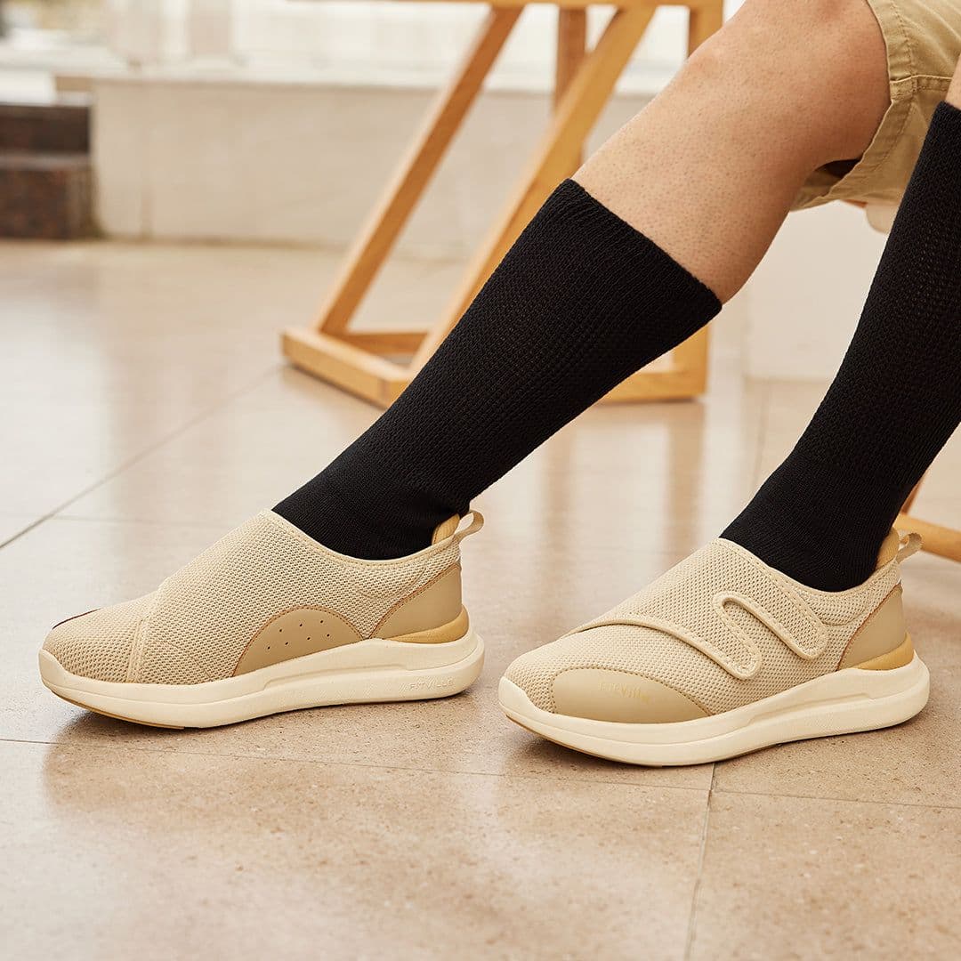 image-FitVille Men's EasyTop Diabetic Shoes V1