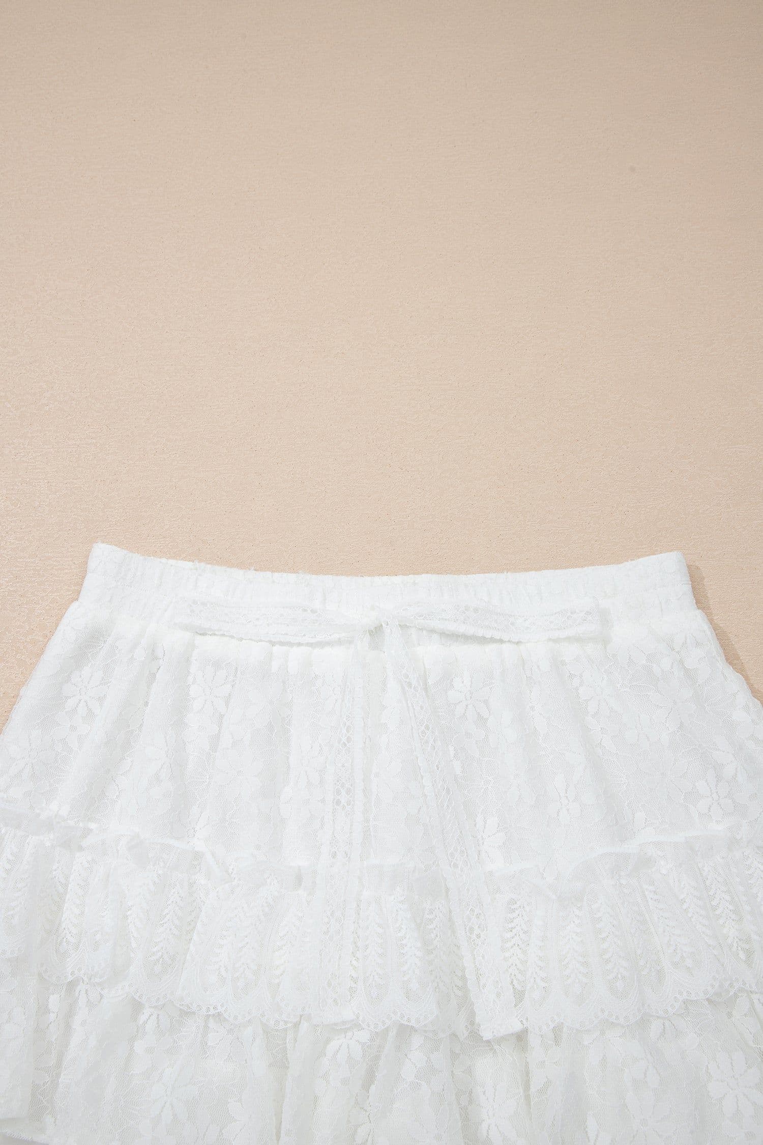 image-White Lace Ruffle Tiered Drawstring Shorts