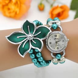 image-New Fashion Women Dress Watches Ladies Pearl Chain White Flower Bracelet Quartz Wristwatches Women Rhinestone Watches