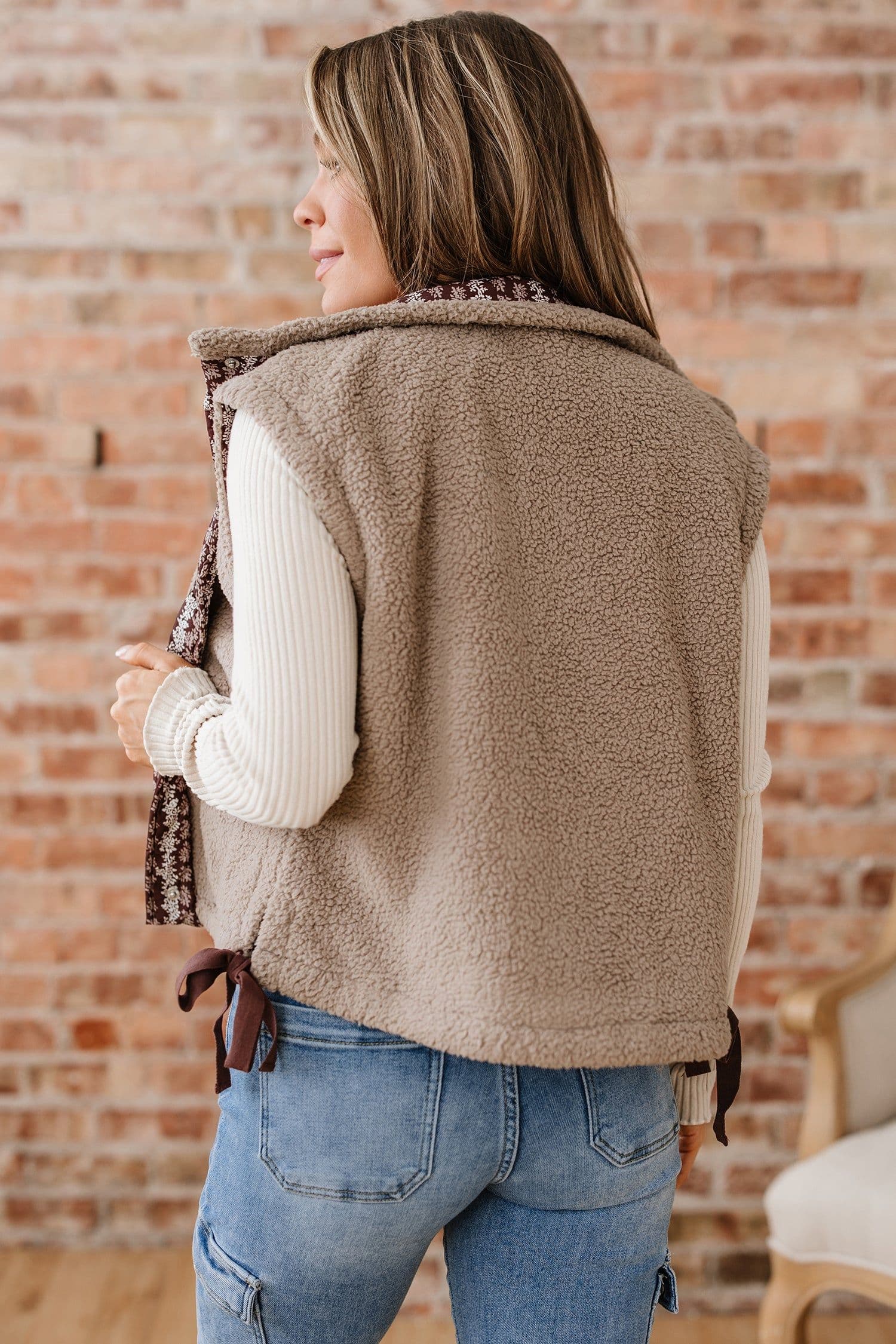 image-Goat Side Bows Sherpa Fleece Vest