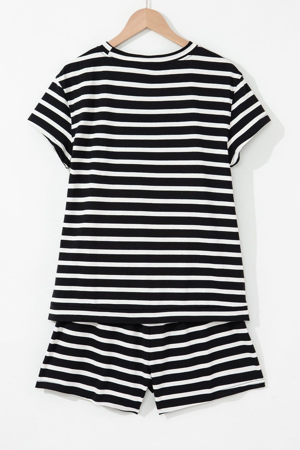 image-Black & White Striped Top & Shorts Set, Short Sleeve, Medium-High Elasticity