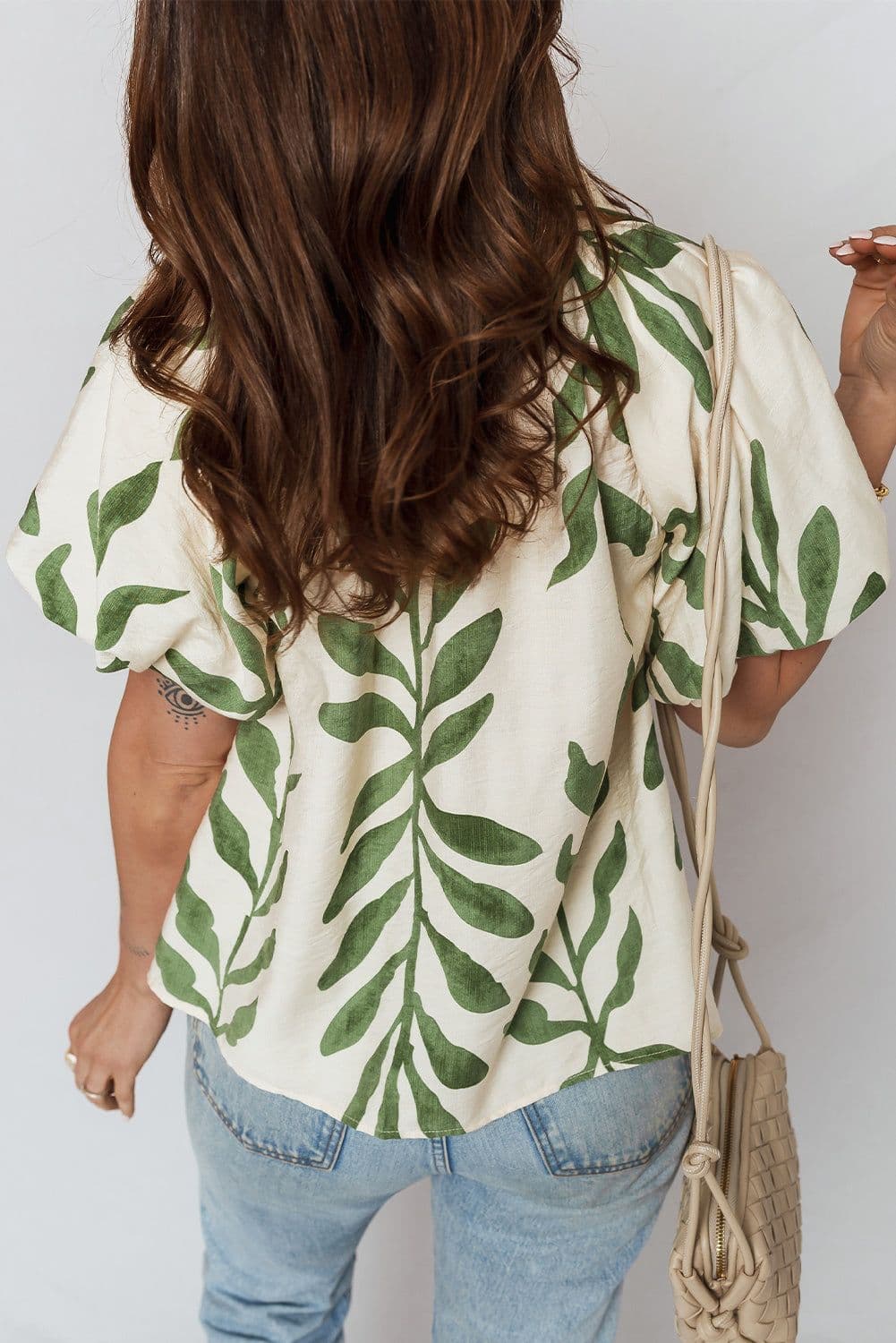 image-Green Leaf Print Short Balloon Sleeve Shirt
