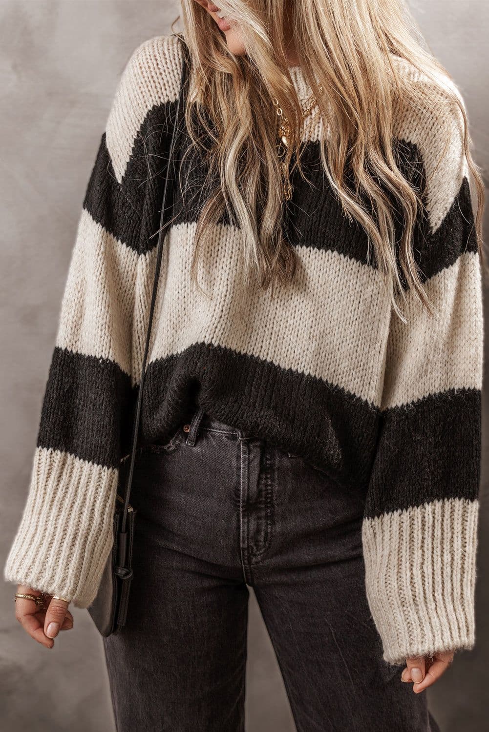 image-Jet Stream Colorblock Loose Pullover Sweater