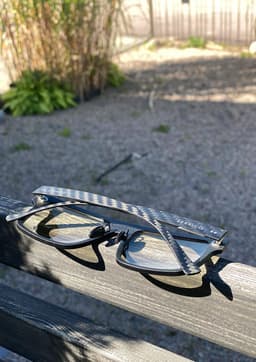 image-Fibrous - Carbon Fiber Square - Anti Bluelight