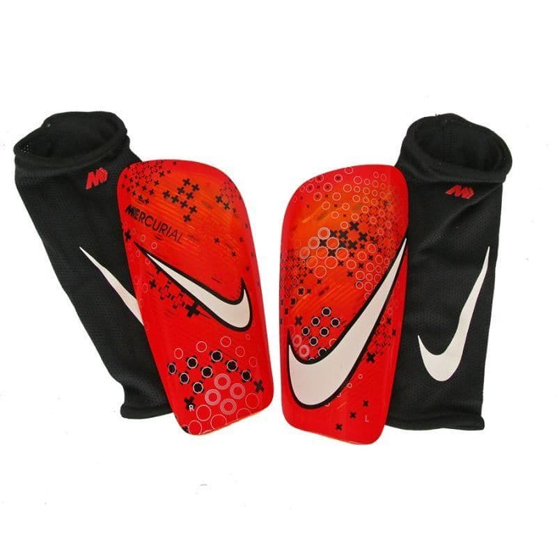 image-Nike Mercurial Lite CR7 shin guards FJ4869-696